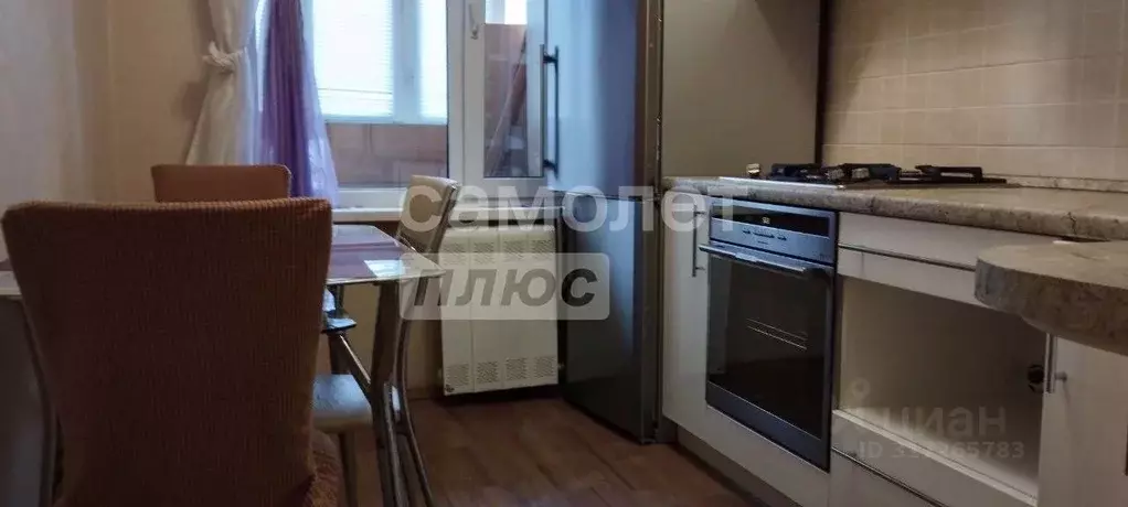 2-к кв. Коми, Сыктывкар ул. Красных Партизан, 46 (49.5 м) - Фото 0