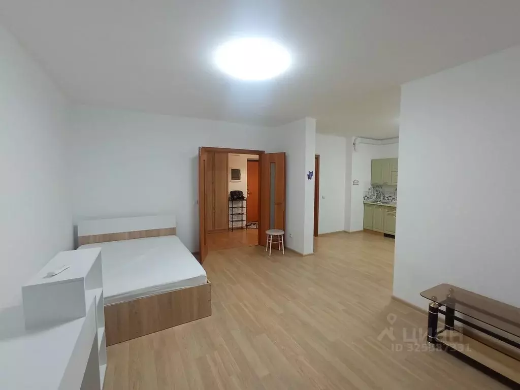 1-к кв. Свердловская область, Екатеринбург ул. Ирбитская, 8 (55.0 м) - Фото 2