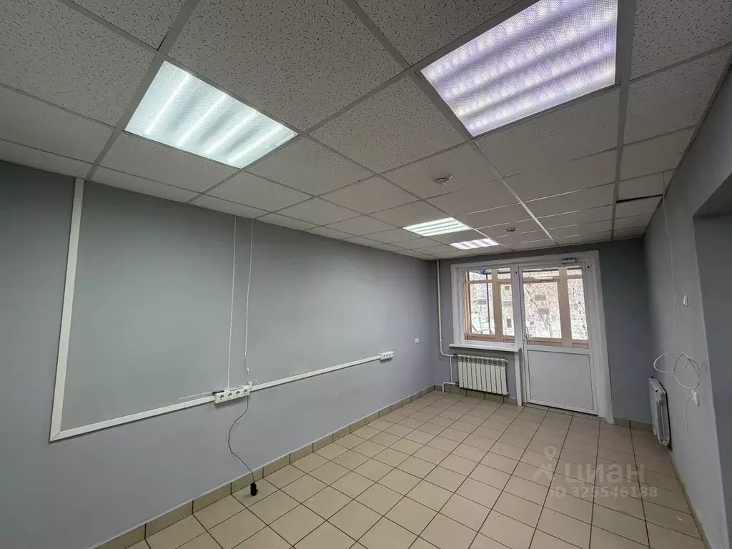 Помещение свободного назначения в Алтайский край, Барнаул ул. ... - Фото 2