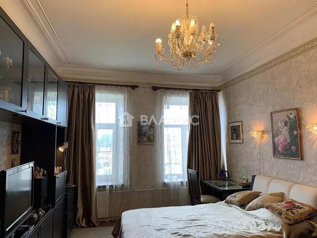 3-к кв. Санкт-Петербург ул. Володи Ермака, 2 (74.7 м) - Фото 0