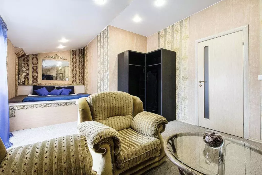 Комната Санкт-Петербург Малая Конюшенная ул., 10 (21.0 м) - Фото 1
