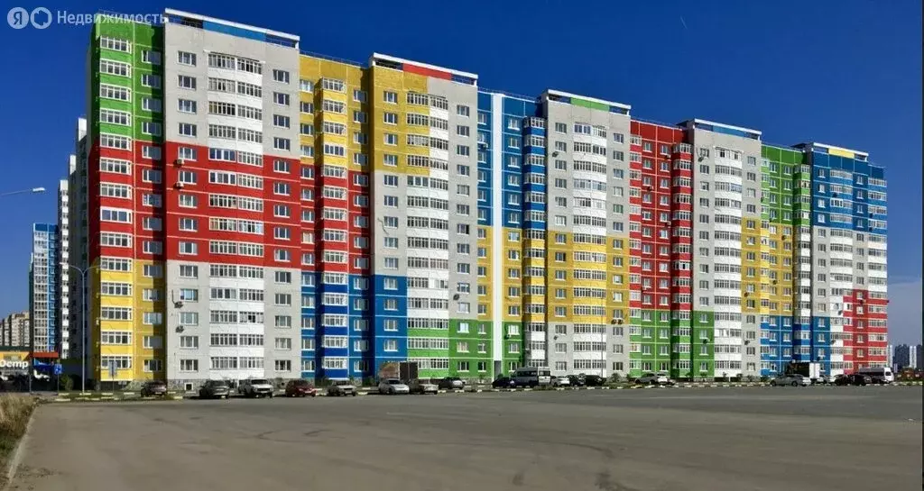 2-комнатная квартира: Тюмень, улица Александра Митинского, 3 (67 м) - Фото 2