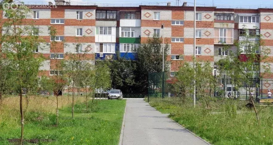 3-комнатная квартира: Тюмень, микрорайон Антипино, улица Александра ... - Фото 2