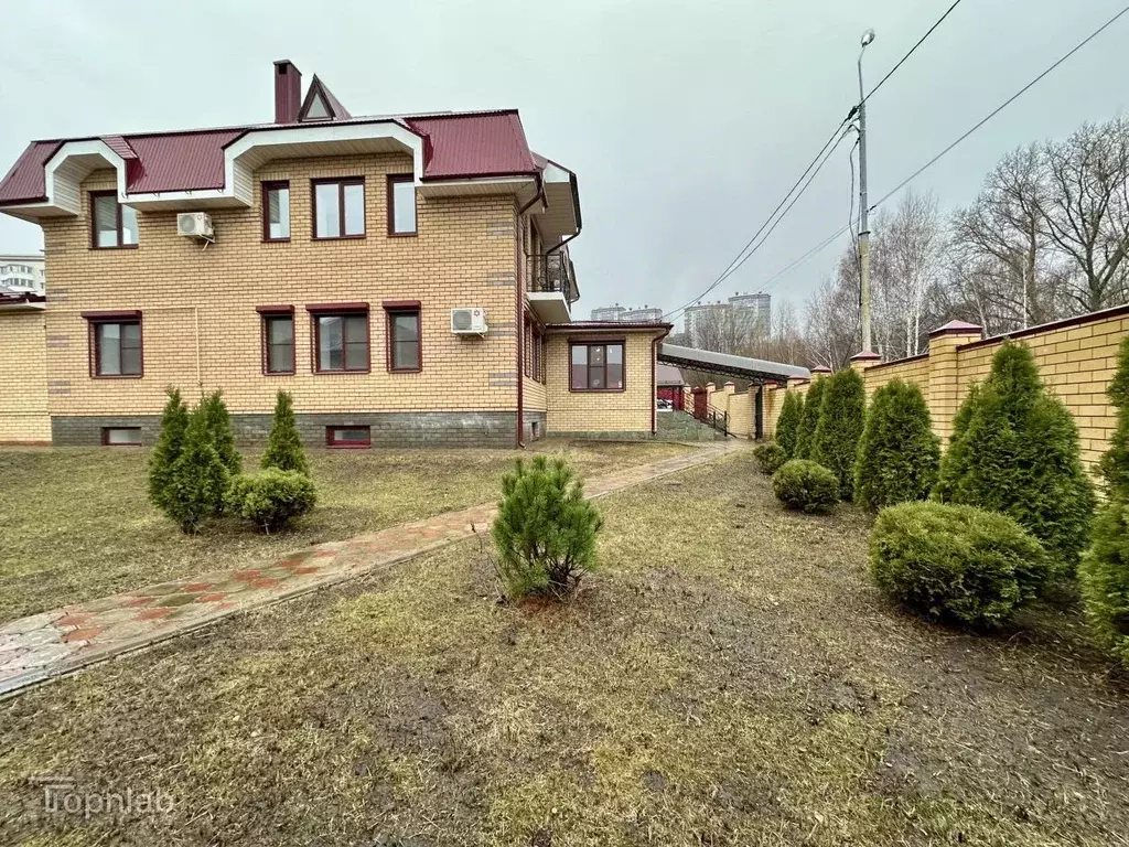 Дом в Татарстан, Казань ул. Гали Динмухаметова, 6 (377 м) - Фото 2