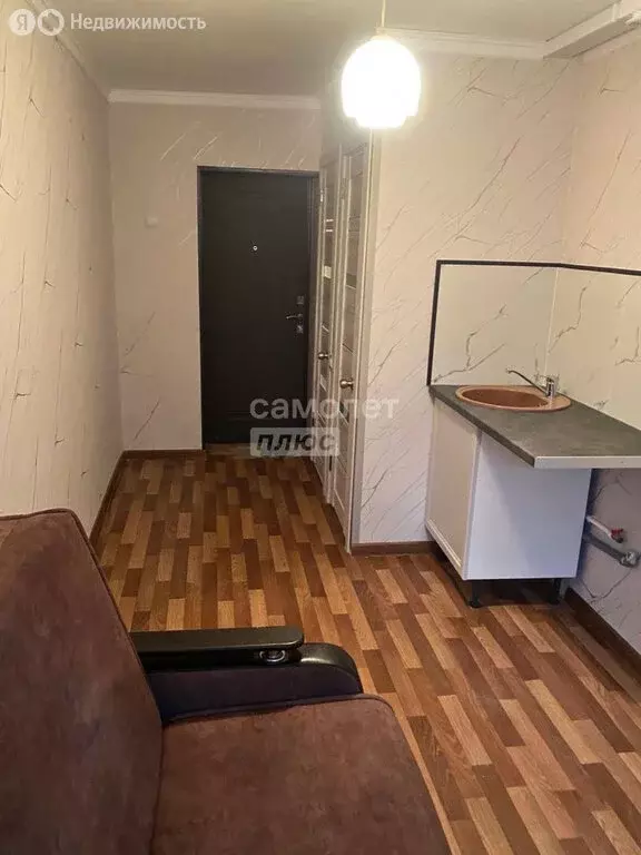 Квартира-студия: Липецк, улица Адмирала Макарова, 6 (15 м) - Фото 1