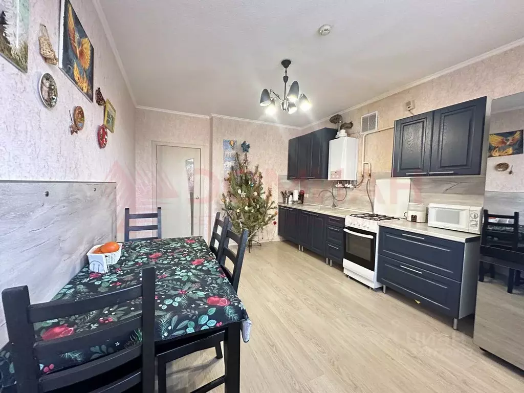 2-к кв. Ростовская область, Аксай ул. Фрунзе, 1/10 (61.0 м) - Фото 1