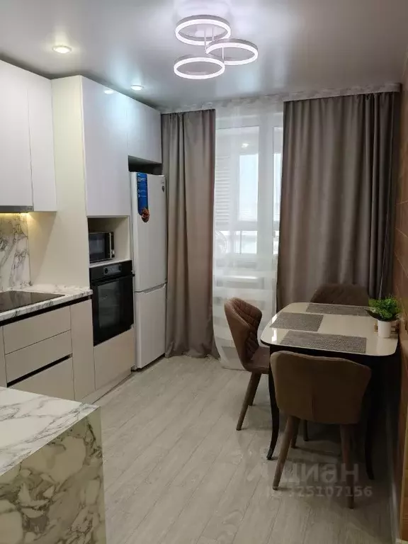 1-к кв. Омская область, Омск Взлетная ул., 15 (42.8 м) - Фото 2