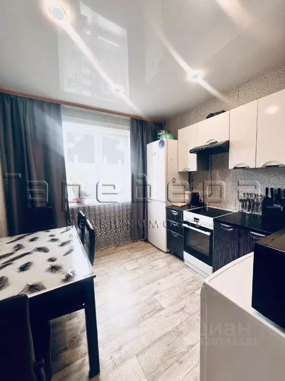 2-к кв. Красноярский край, Красноярск Северный мкр, ул. Водопьянова, 2 ... - Фото 1