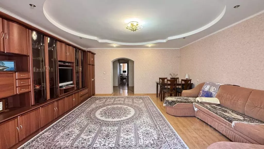 2-к кв. Астраханская область, Астрахань Ленинский пер., 5 (80.0 м) - Фото 1