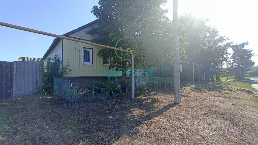 Дом в Белгородская область, Новооскольский муниципальный округ, с. ... - Фото 1