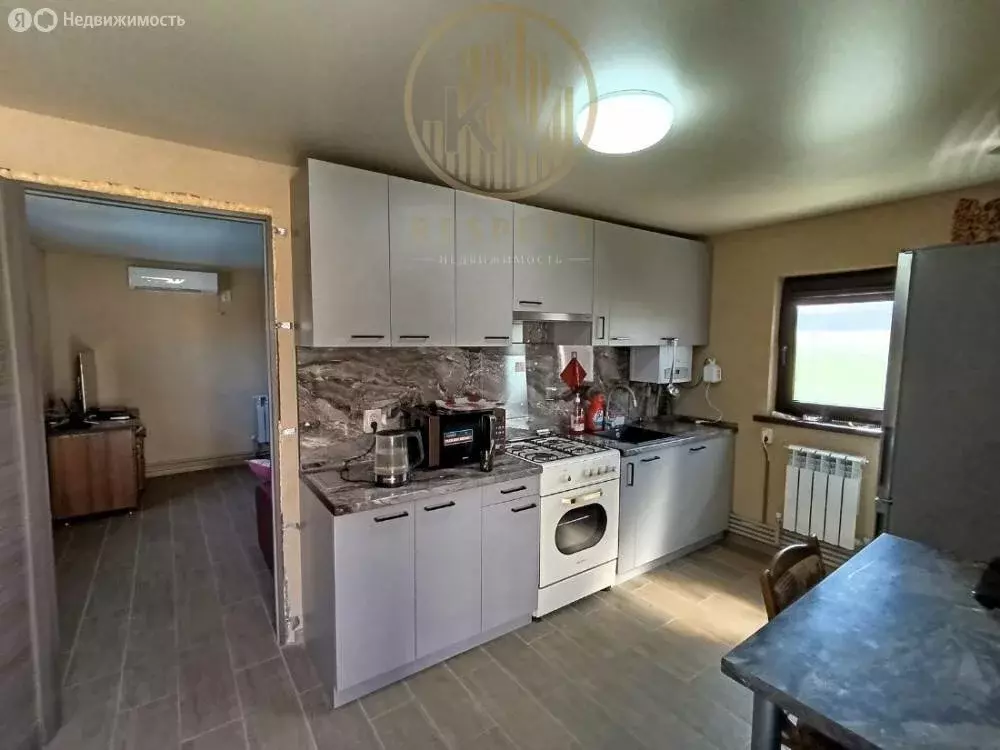 Дом в село Новоблагодарное, Абрикосовая улица, 12 (26.2 м) - Фото 1