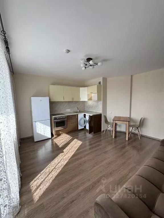 Студия Челябинская область, Челябинск ул. Петра Сумина, 14 (36.0 м) - Фото 1