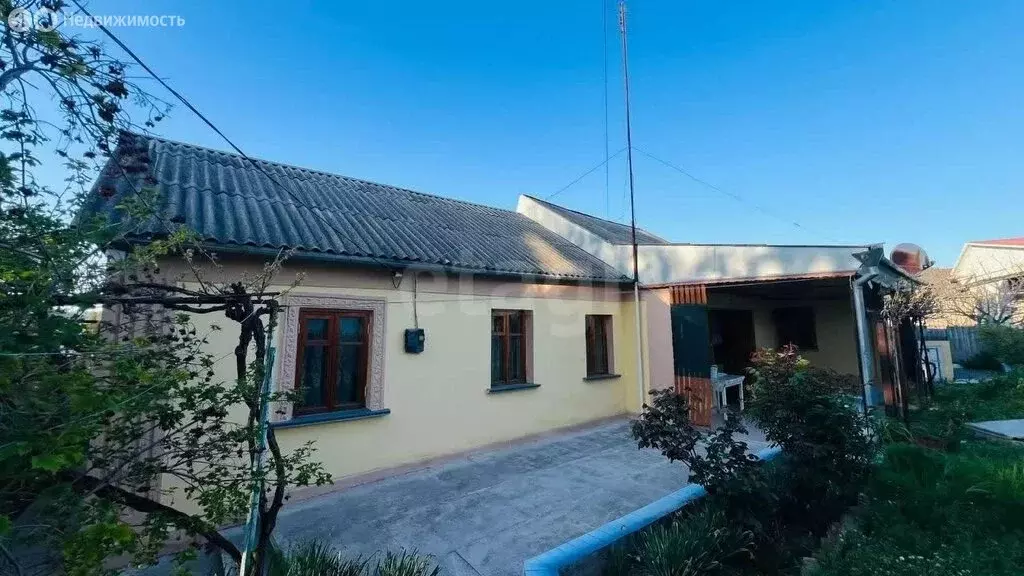 Дом в Бахчисарай, улица Фрунзе (98 м) - Фото 2