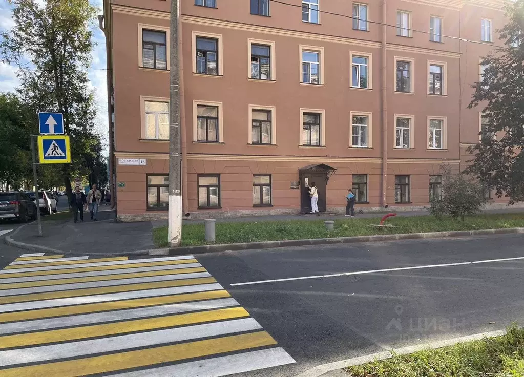 Комната Санкт-Петербург, Санкт-Петербург, Кронштадт Посадская ул., 16 - Фото 1