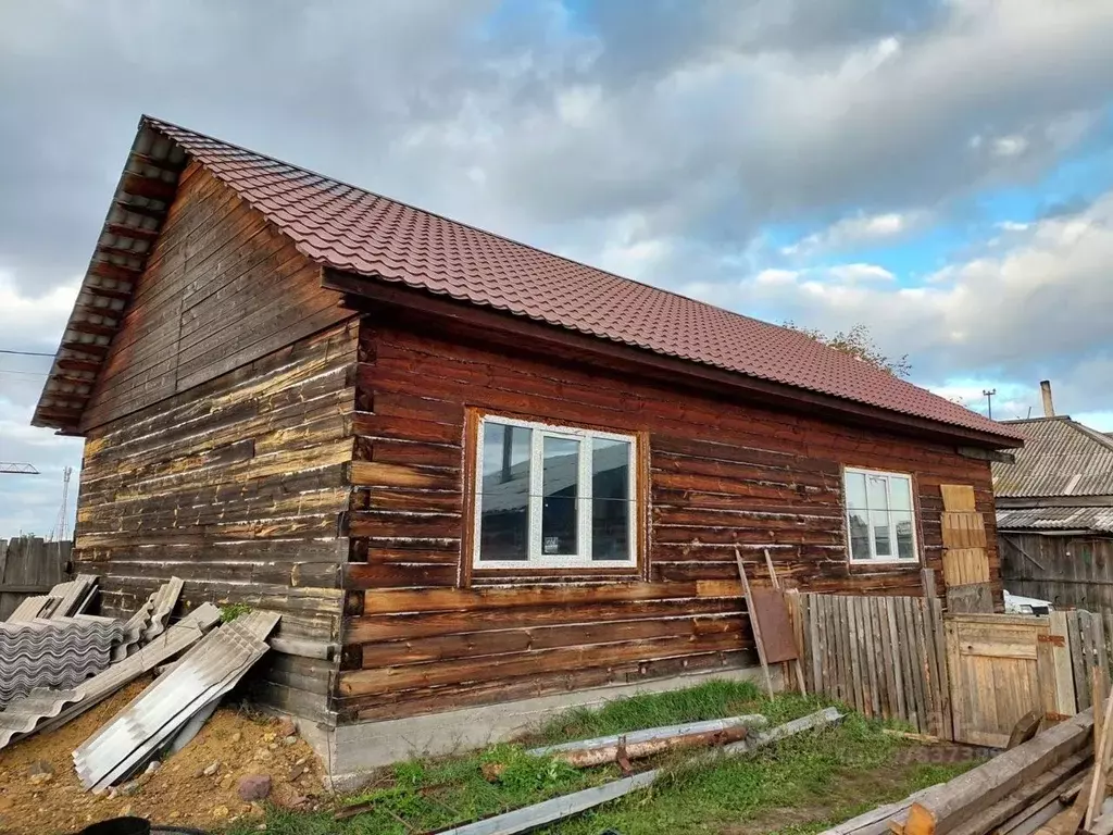 Дом в Красноярский край, Канск Фабричная ул. (100 м) - Фото 0