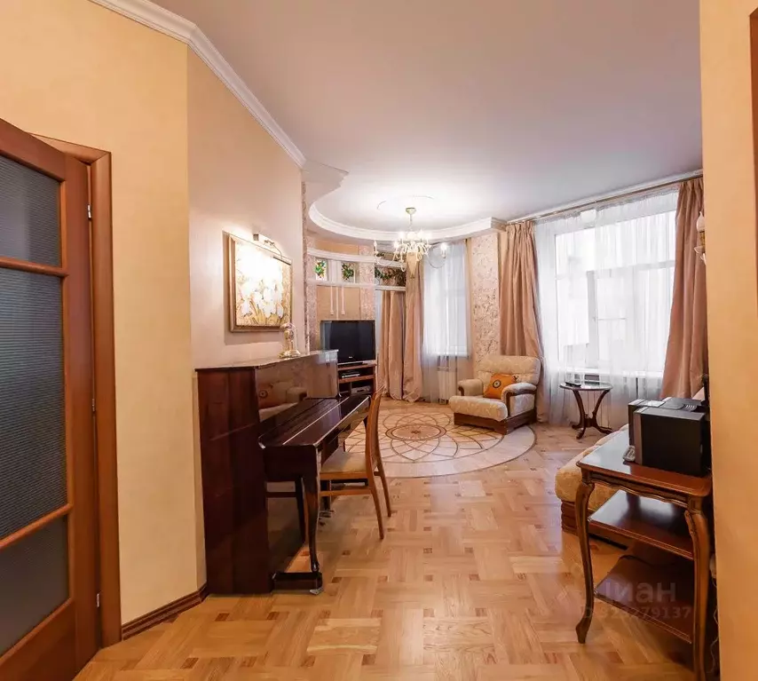 3-к кв. Санкт-Петербург Каменноостровский просп., 63 (89.6 м) - Фото 2