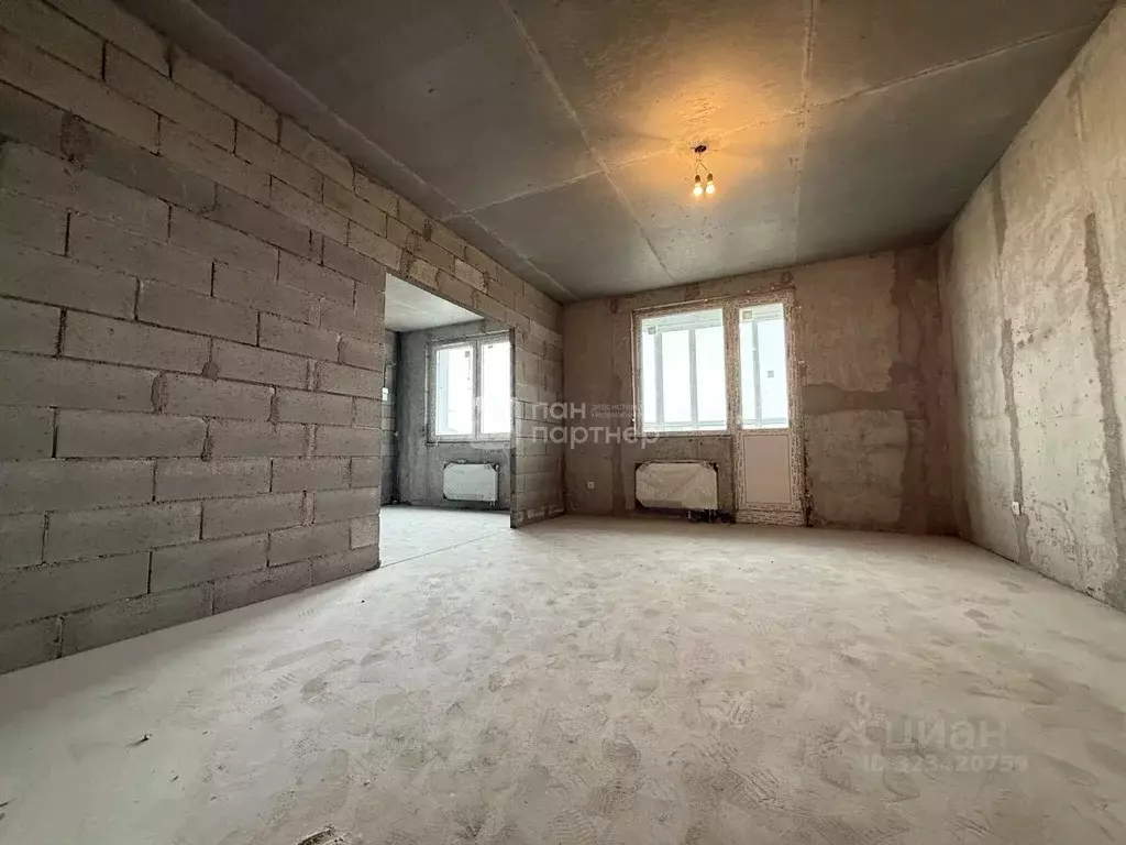 2-к кв. Санкт-Петербург ш. Суздальское, 12к2 (70.6 м) - Фото 0