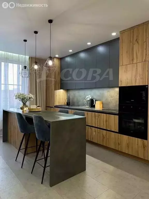 2-комнатная квартира: Тюмень, улица Муравленко, 11 (67 м) - Фото 1