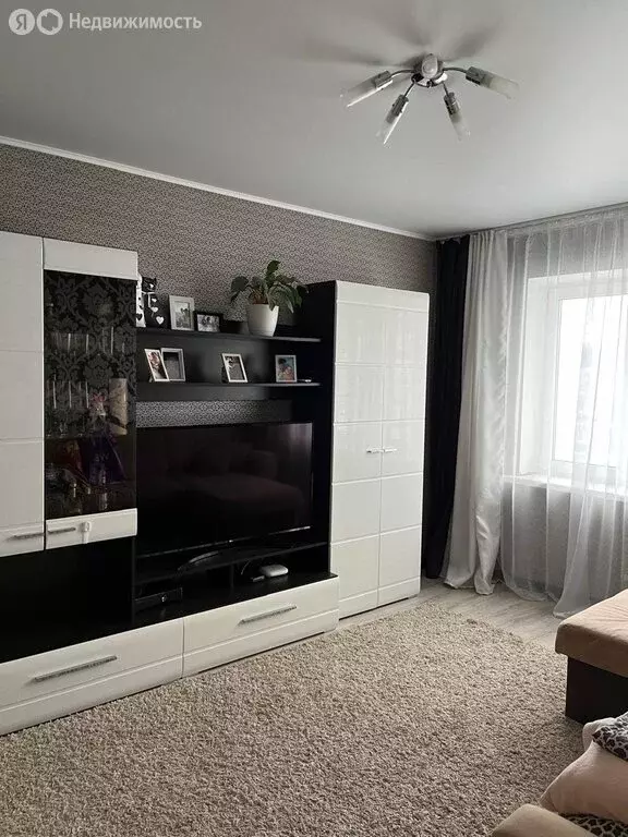 2-комнатная квартира: Брянск, улица Комарова, 53 (41 м) - Фото 1