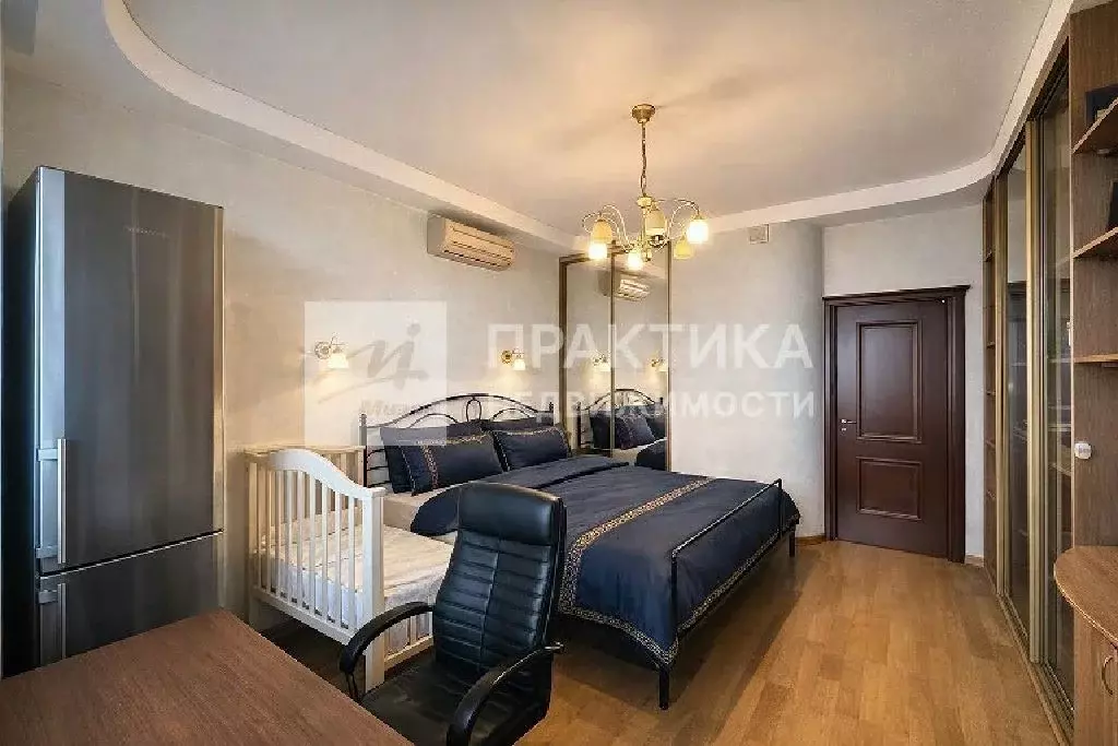 Продается 3-комнатная квартира - Фото 1