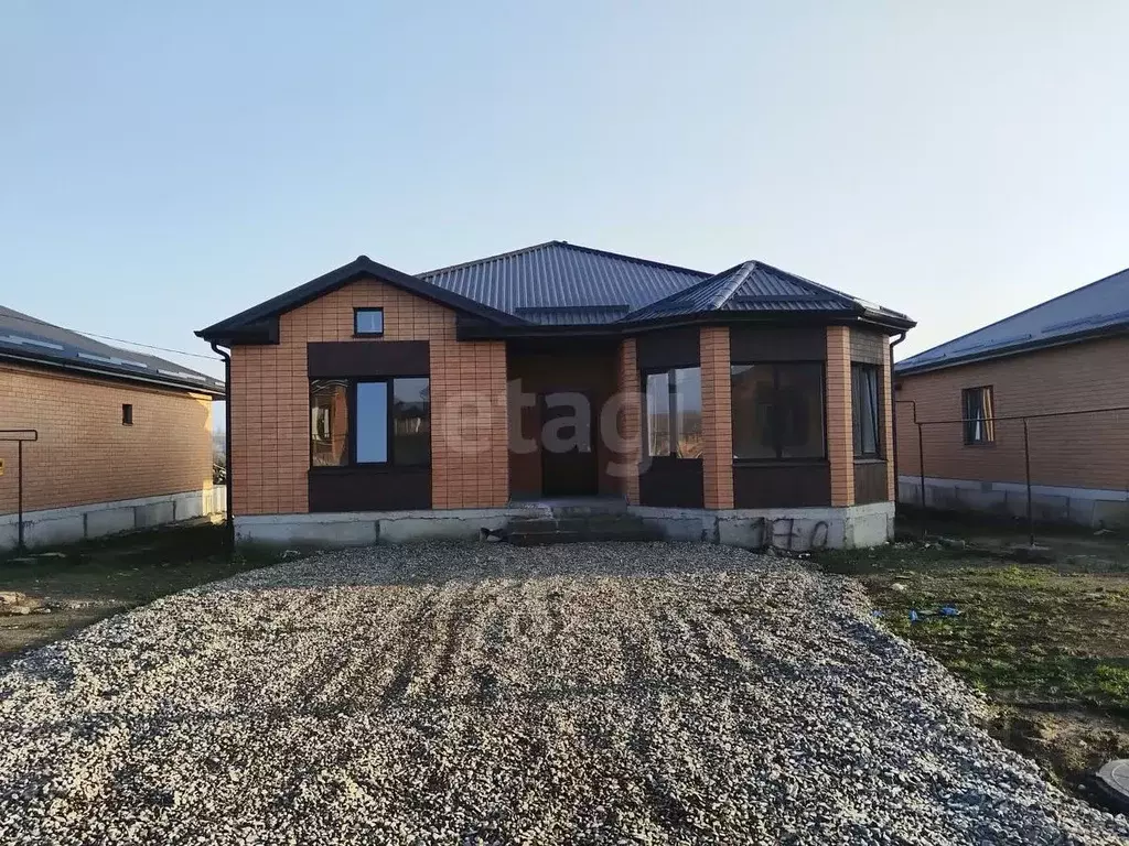 Дом в Ставропольский край, Михайловск Шпаковский район, ул. Софьи ... - Фото 1