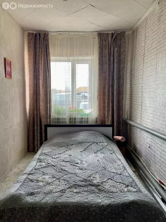 Дом в Оренбургская область, Курманаевский сельсовет, село Петровка, ... - Фото 2