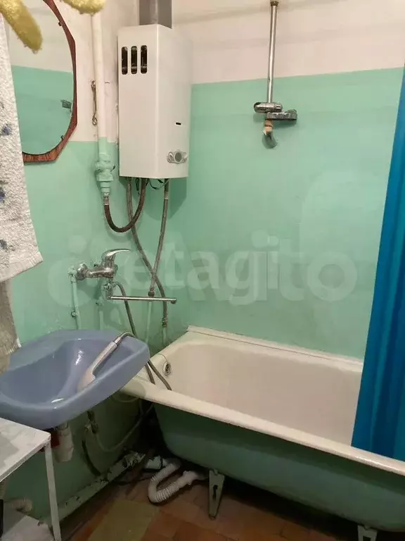 Комната 15 м в 4-к., 5/5 эт. - Фото 0