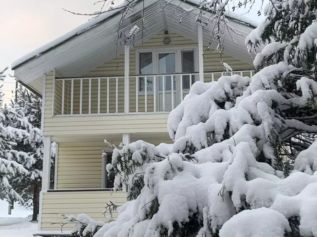Дом в Карелия, Сортавальский муниципальный округ, пос. Рюттю 30 (85 м) - Фото 1