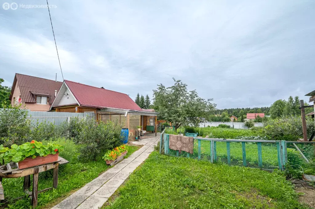 Дом в Свердловская область, муниципальное образование Екатеринбург, ... - Фото 1