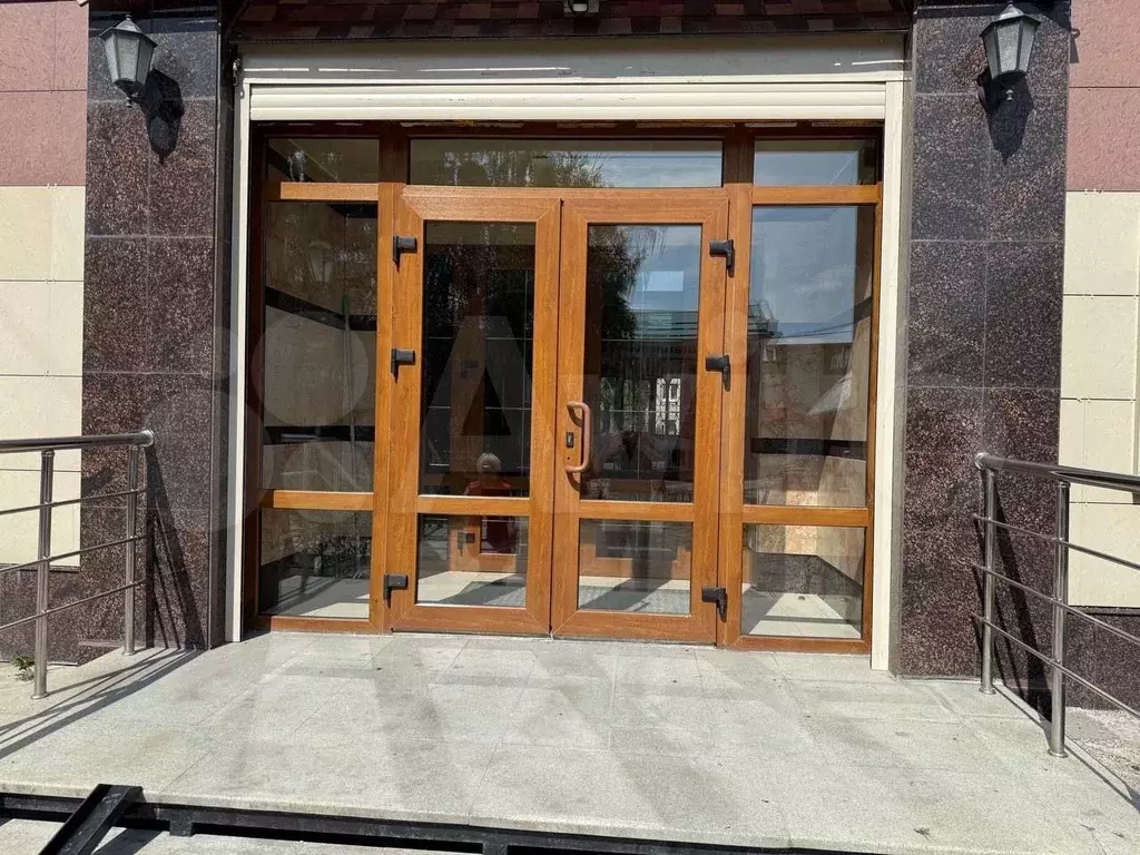 Сдам помещение свободного назначения на красной линии - Фото 1