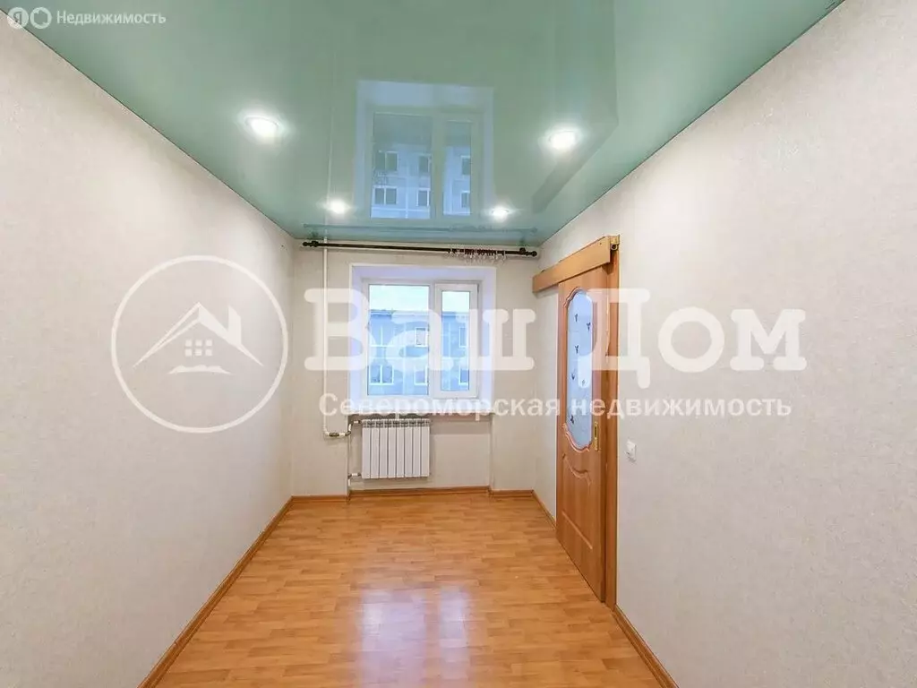 2-комнатная квартира: Североморск, улица Сгибнева, 12 (43.9 м) - Фото 2