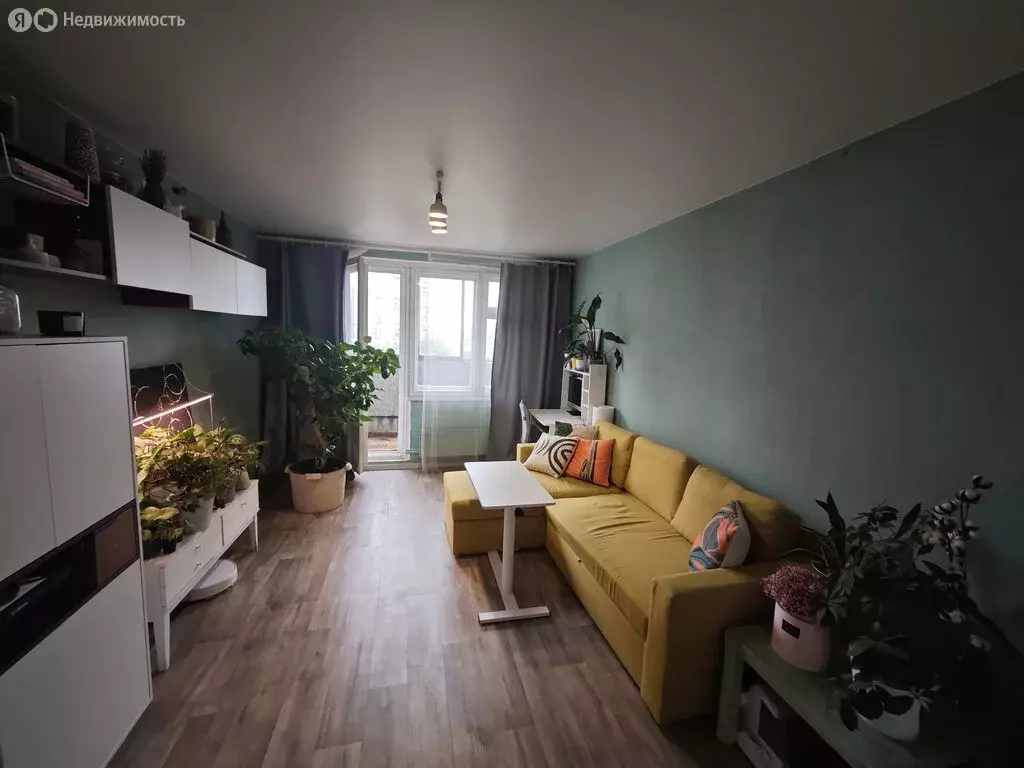 2-комнатная квартира: Екатеринбург, улица Красина, 4 (48 м) - Фото 1