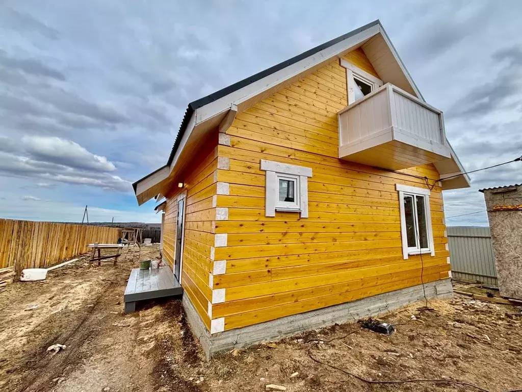 Дом в Иркутская область, Иркутский муниципальный округ, с. Урик ул. ... - Фото 1