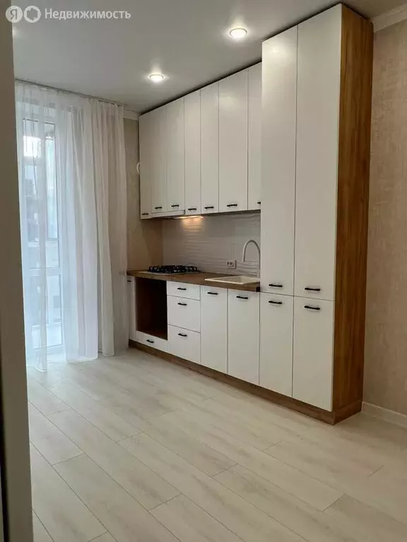 1-комнатная квартира: Калининград, Батальная улица, 104 (42 м) - Фото 0