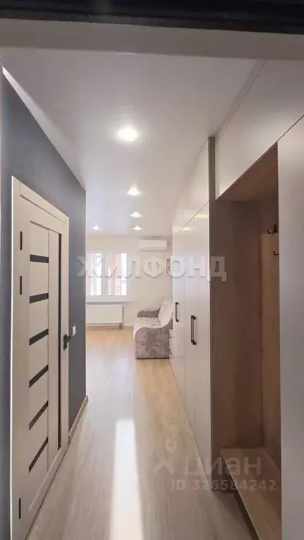 Студия Ханты-Мансийский АО, Нефтеюганск 16а мкр, 53 (24.2 м) - Фото 1