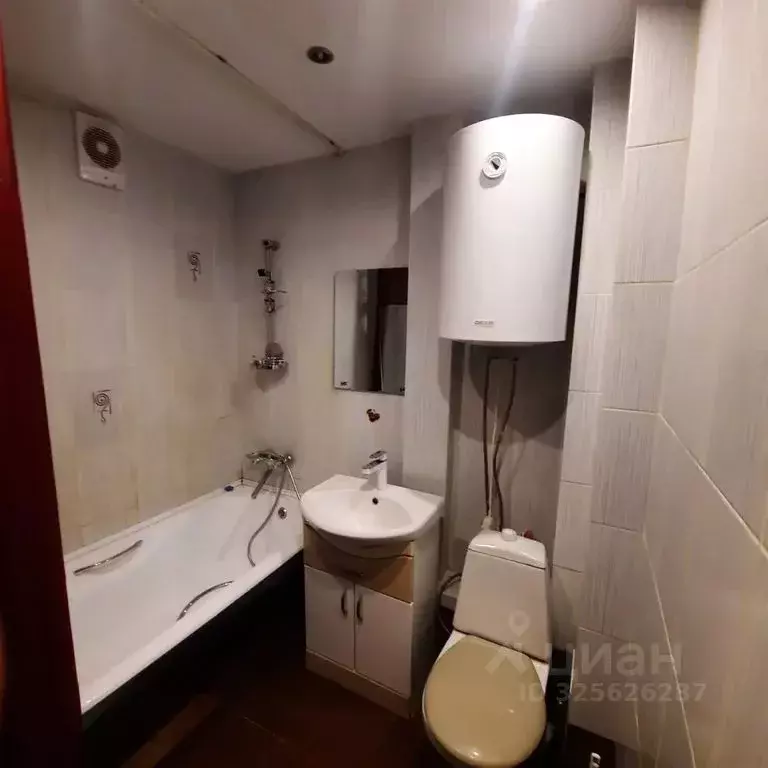 2-к кв. Магаданская область, Магадан ул. Дзержинского, 12А (48.0 м) - Фото 2