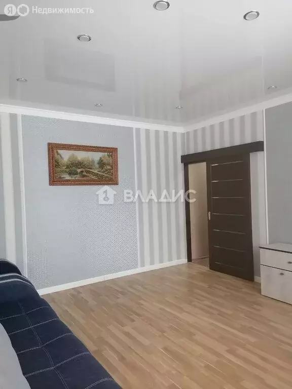 3-комнатная квартира: Шебекино, улица Шолохова, 7 (76.4 м) - Фото 1