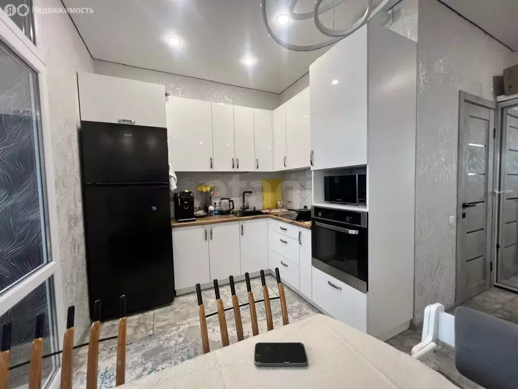 Квартира-студия: Симферополь, проспект Александра Суворова, 21 (31 м) - Фото 1