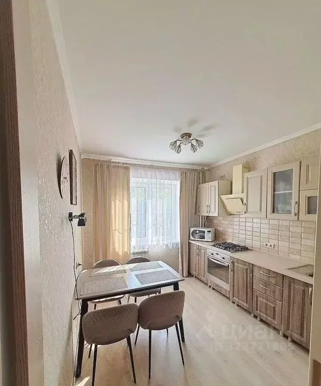 3-к кв. Калининградская область, Калининград Зеленая ул., 74 (65.0 м) - Фото 1