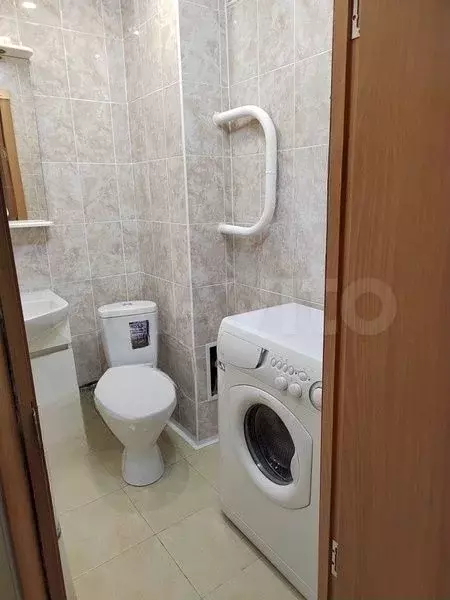 1-к. квартира, 35 м, 6/9 эт. - Фото 0