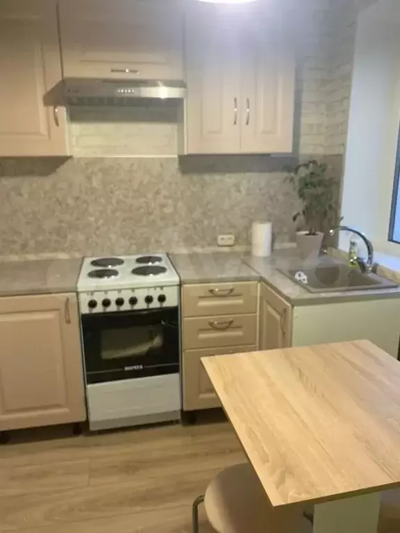 2-к. квартира, 45 м, 6/9 эт. - Фото 1