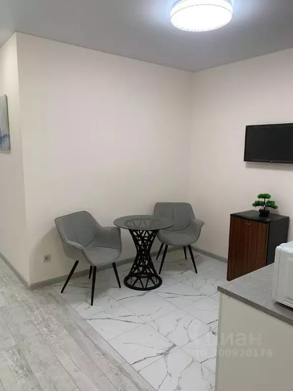 1-к кв. Калининградская область, Светлогорск ул. Кленовая, 1 (37.0 м) - Фото 2