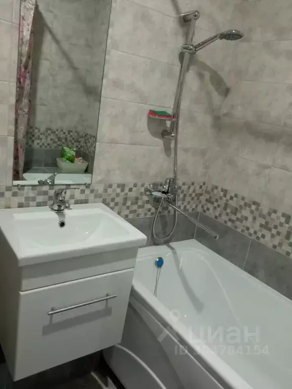 2-к кв. Калужская область, Калуга ул. Владимира Козлова, 8 (45.0 м) - Фото 2