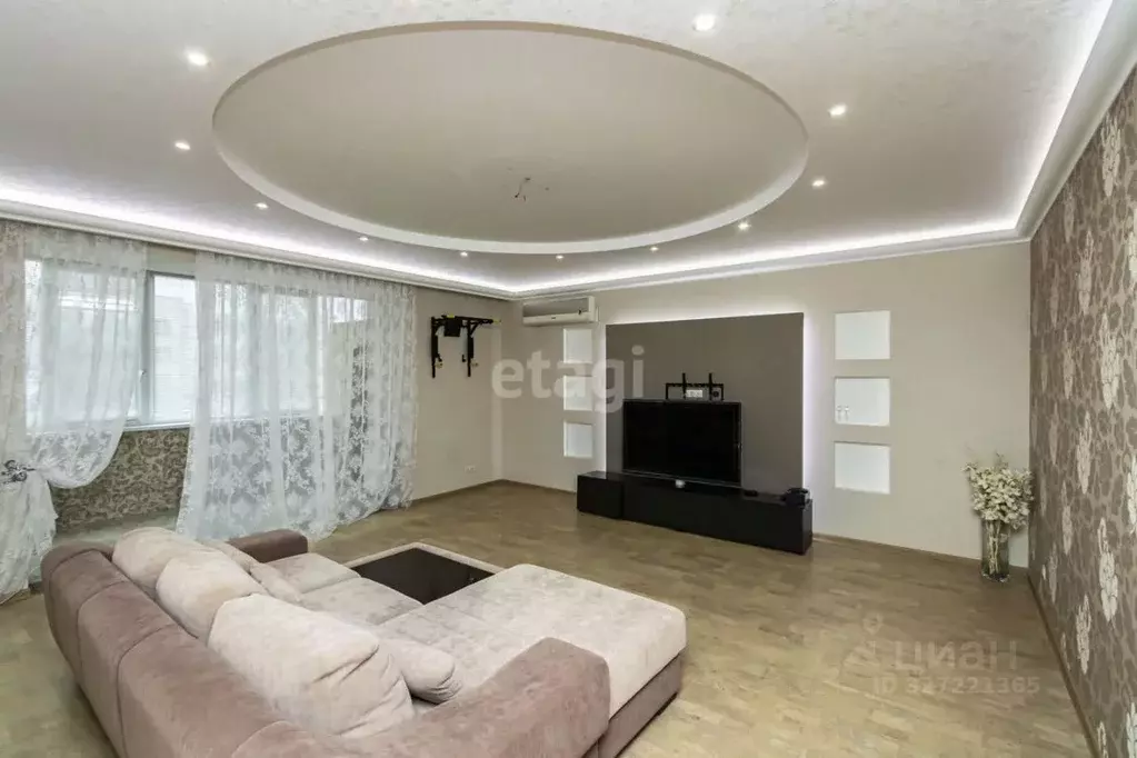 3-к кв. Тюменская область, Тюмень ул. Малыгина, 59 (128.9 м) - Фото 1