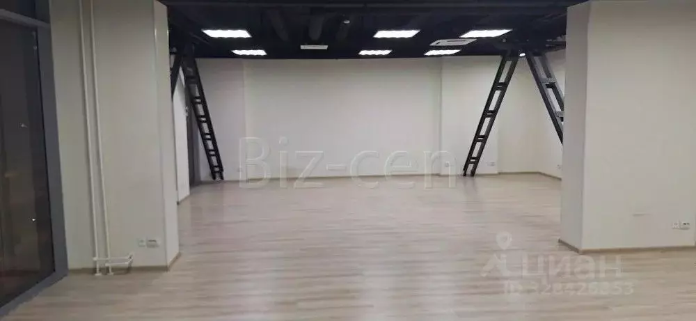 Офис в Санкт-Петербург ш. Революции, 69 (67 м) - Фото 2