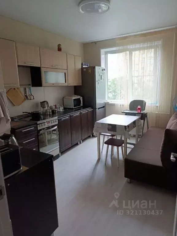 3-к кв. Белгородская область, Старый Оскол Восточный мкр, 11 (64.0 м) - Фото 0