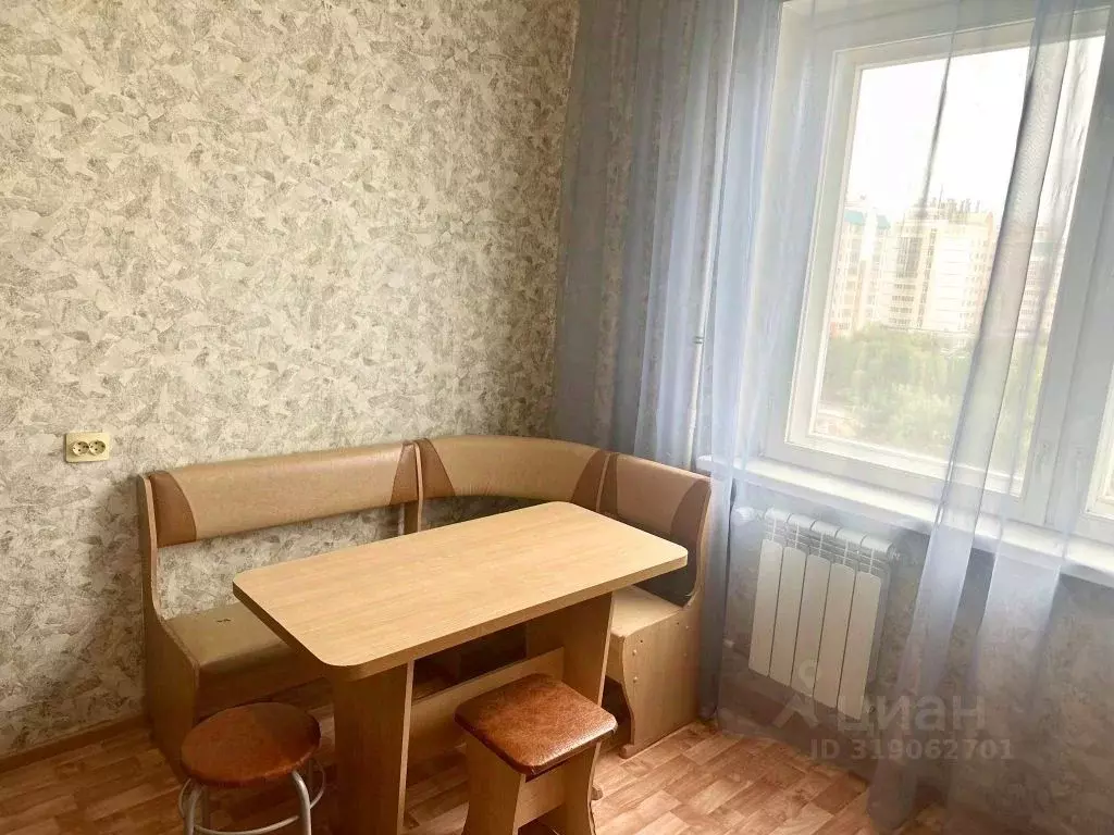 2-к кв. Орловская область, Орел бул. Молодежи, 15 (60.0 м) - Фото 1