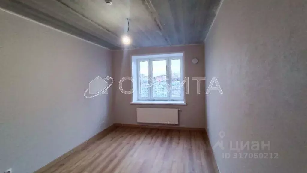 1-к кв. Тюменская область, Тюмень Новгородская ул., 14 (41.1 м) - Фото 0