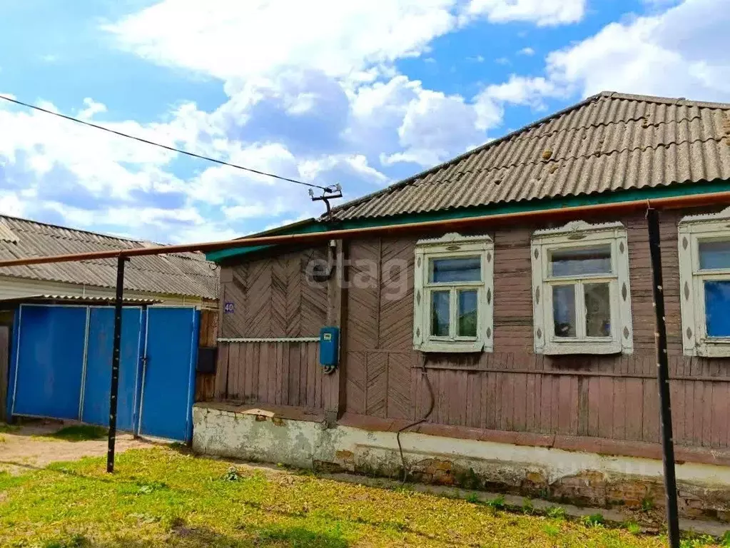 Дом в Белгородская область, Новый Оскол ул. Бондарева (40 м) - Фото 0