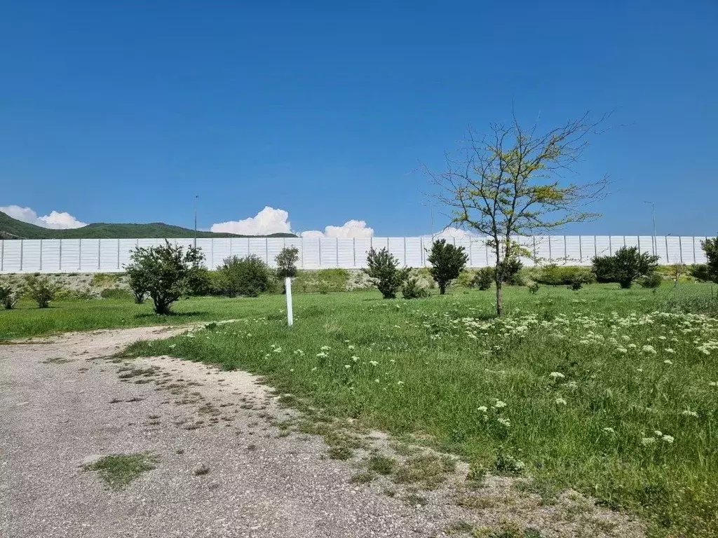 Участок в Краснодарский край, Геленджик городской округ, с. Кабардинка ... - Фото 2